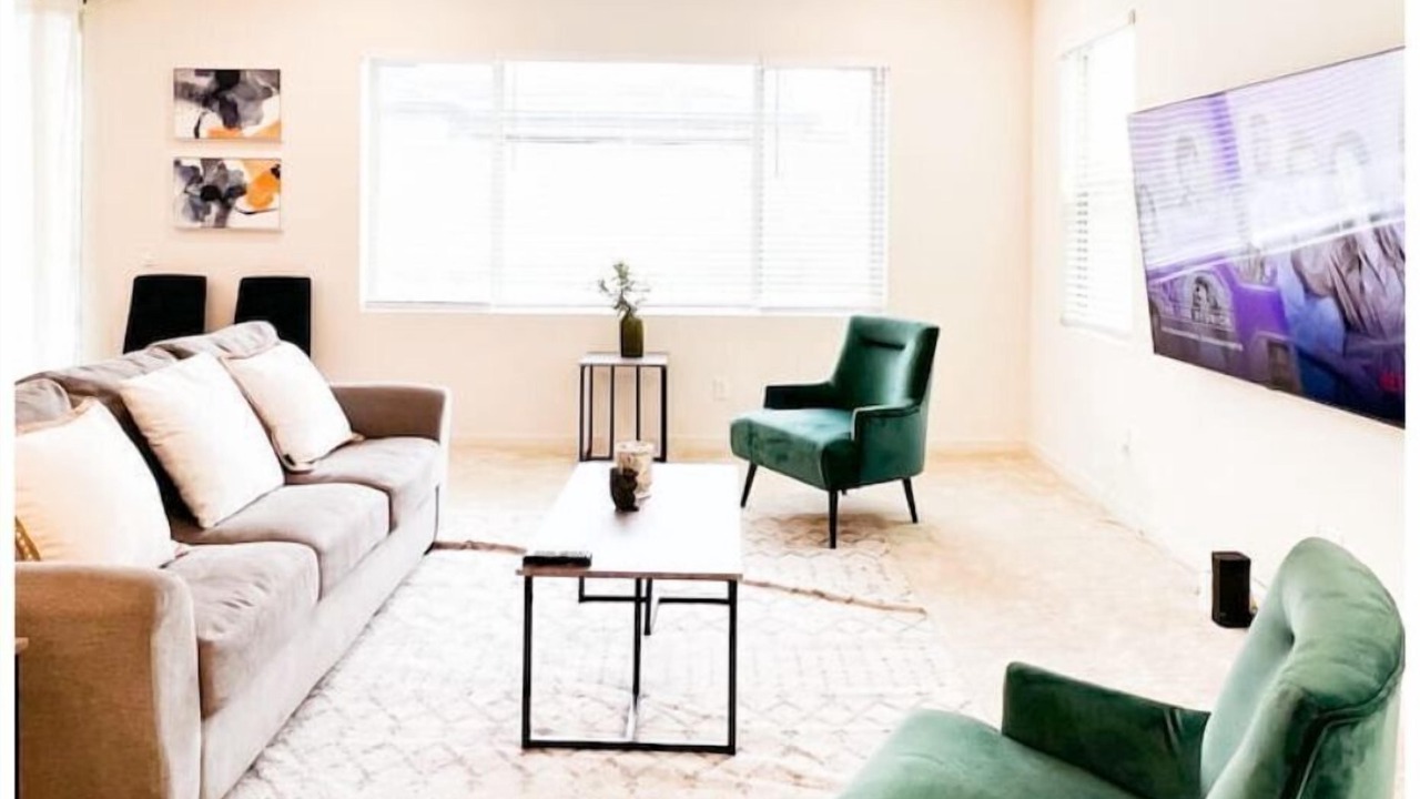 Photo of Livingroom in Ontario