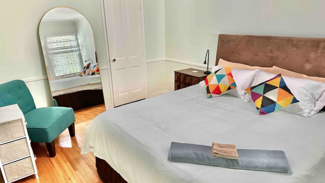 Photo of Bedroom in Beverly Hills