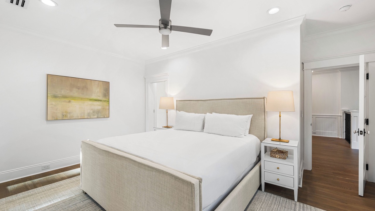 Photo of Bedroom in Cottage District