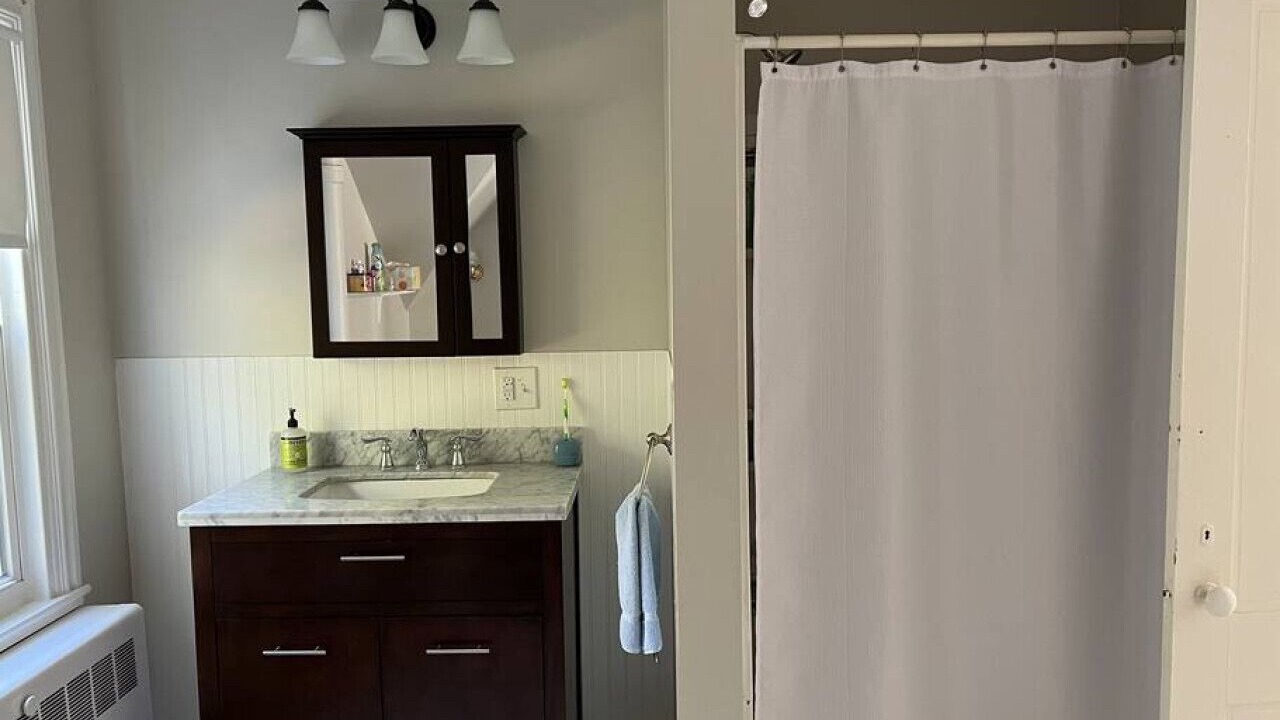 Photo of Bathroom in Vinalhaven