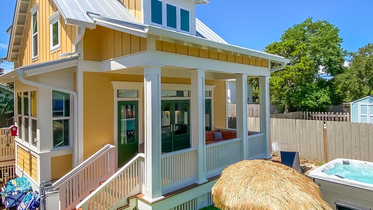 Photo of Outdoor in Crystal Shores
