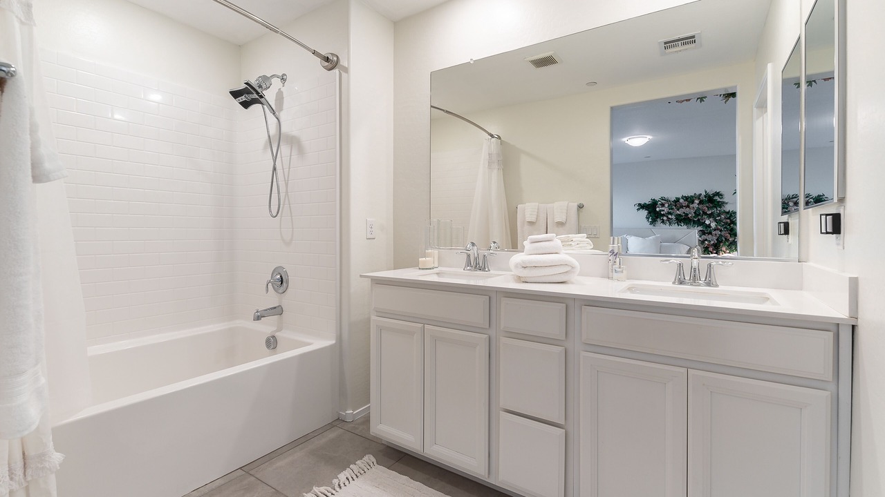 Photo of Bathroom in Rhodes Ranch