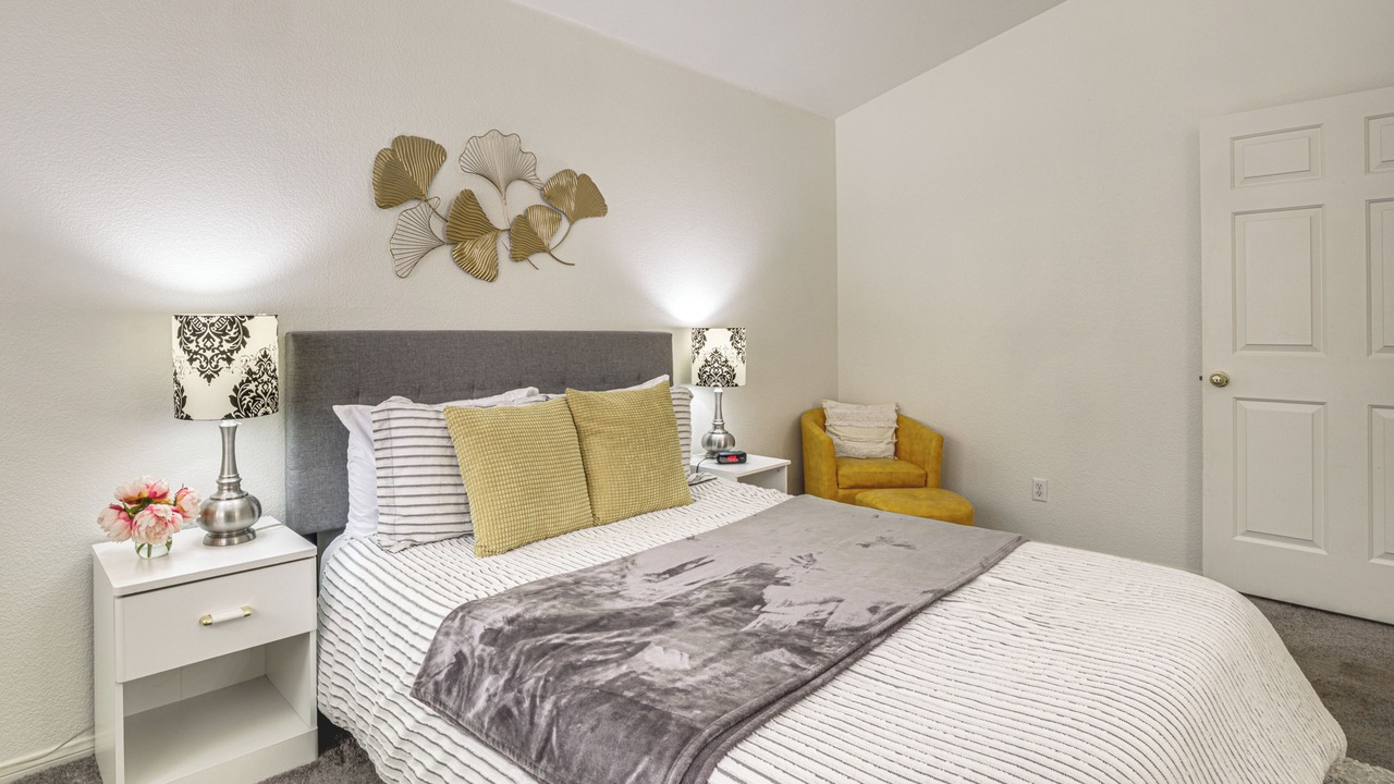 Photo of Bedroom in Spring Valley
