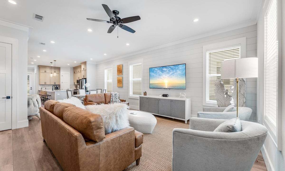 Photo of Livingroom in Greenway Park