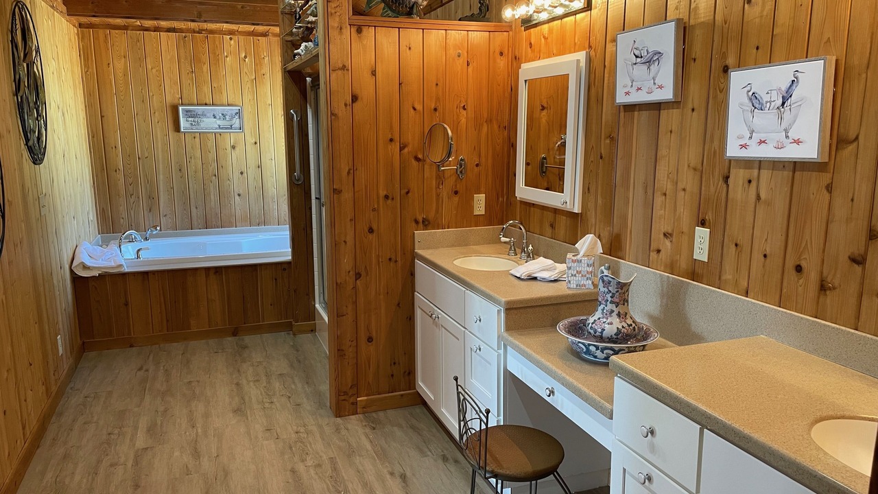 Photo of Bathroom in St. Marys