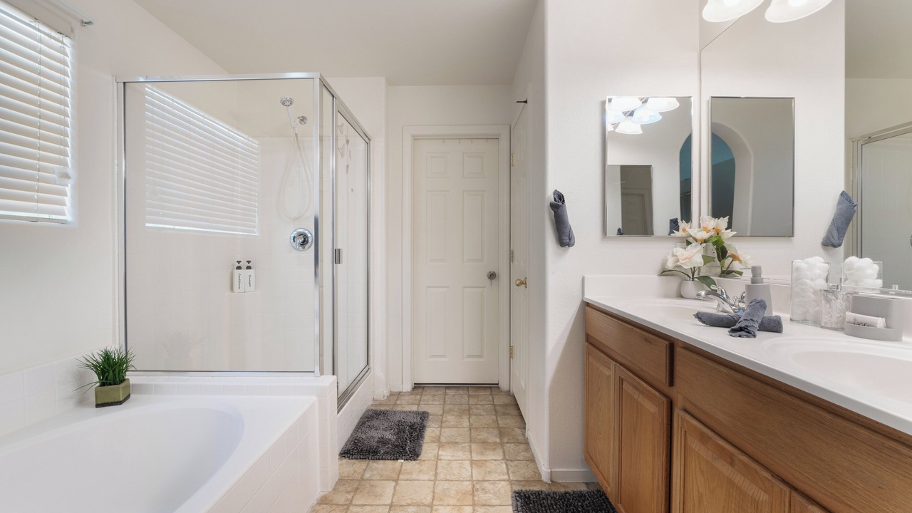 Photo of Bathroom in Rhodes Ranch