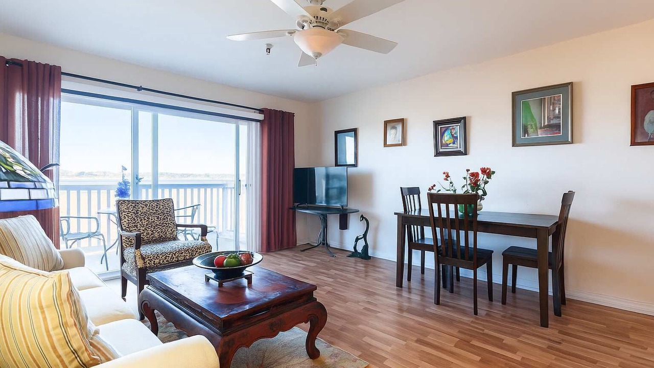 Photo of Livingroom in Crown Point