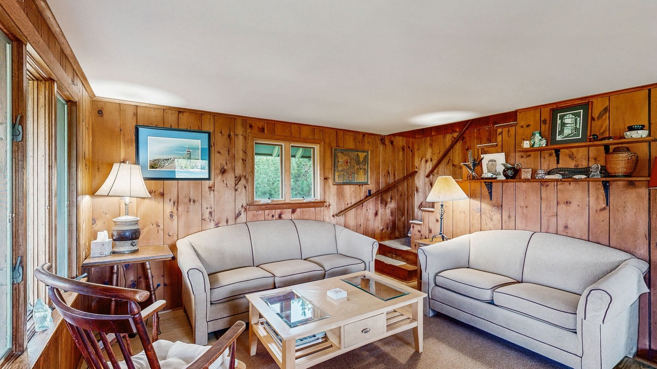 Photo of Livingroom in Owls Head