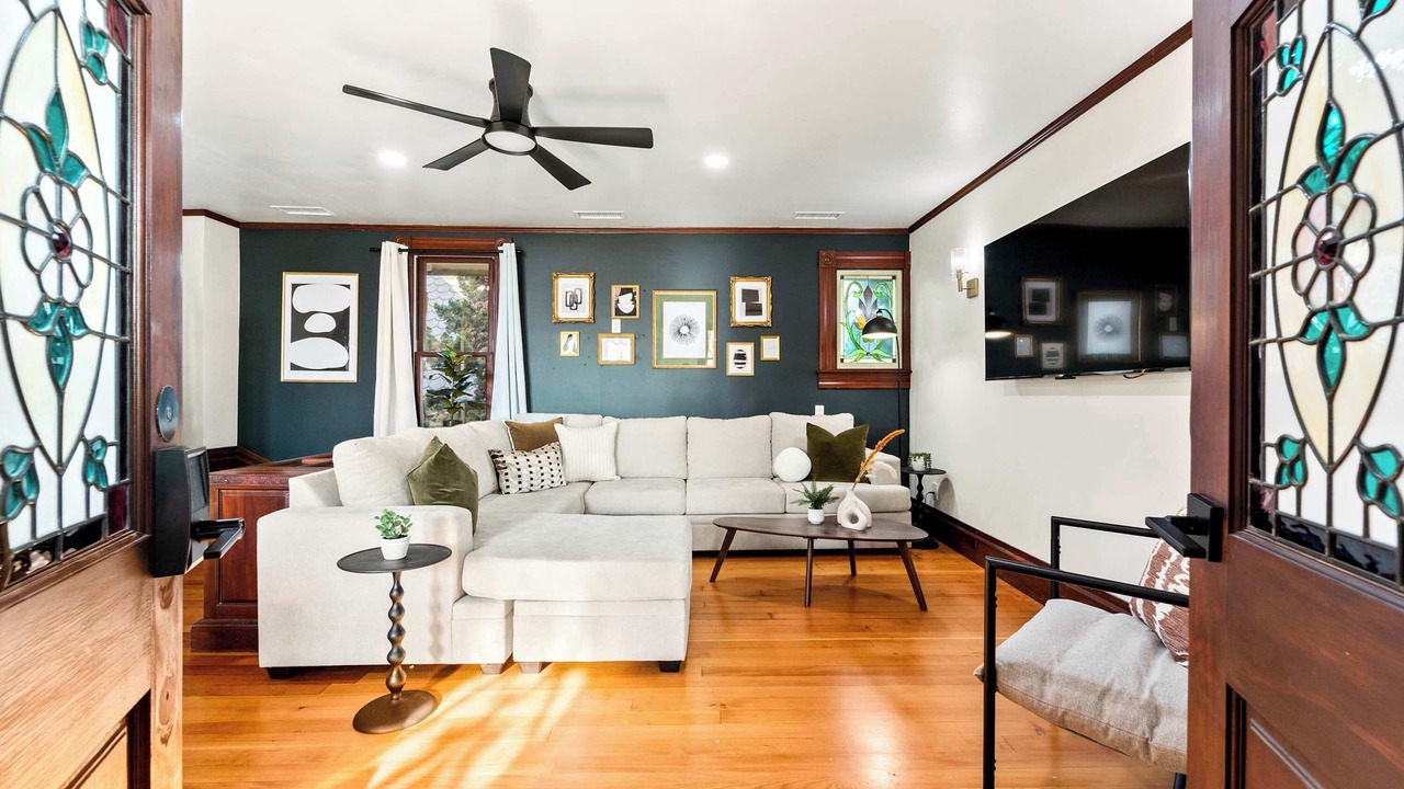 Photo of Livingroom in Bankers Hill