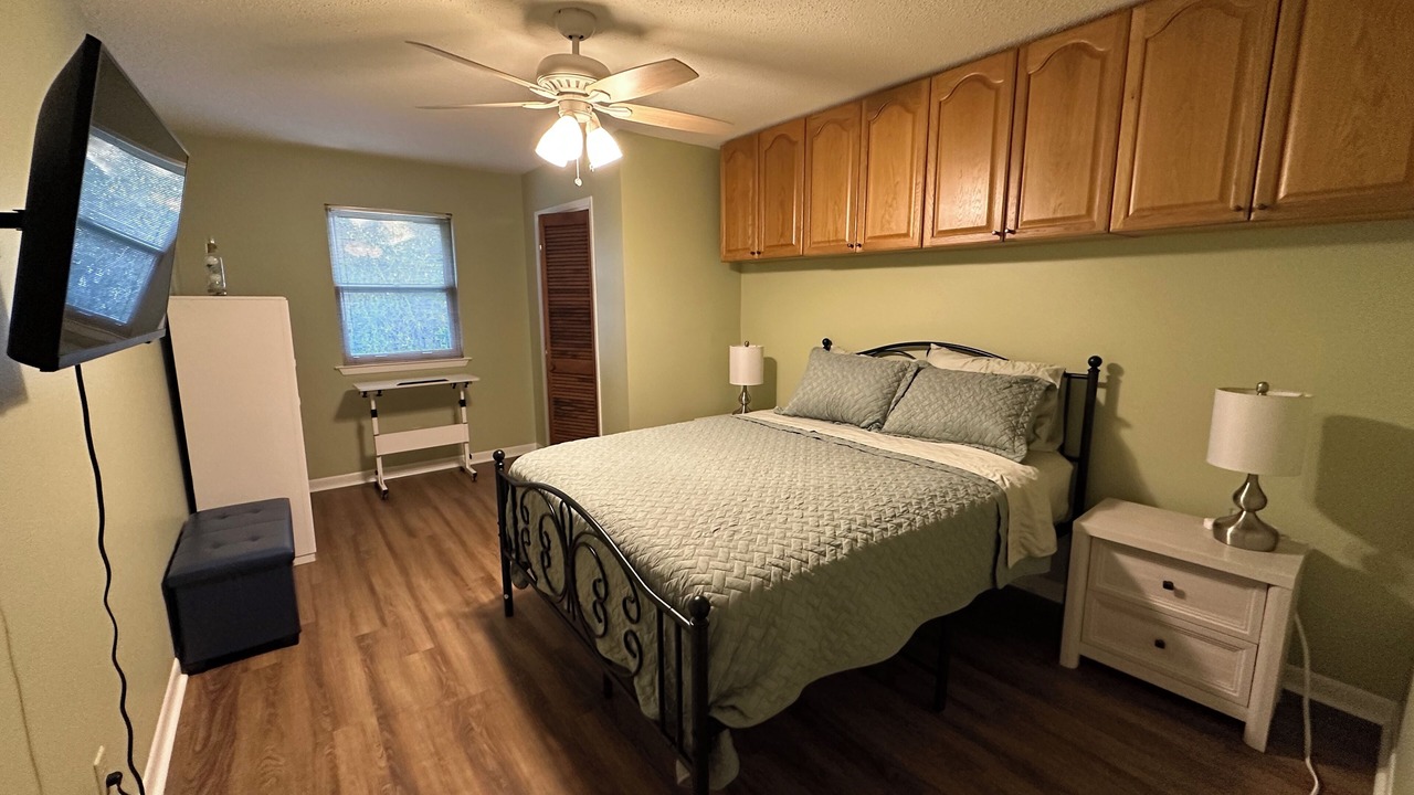 Photo of Bedroom in Milton