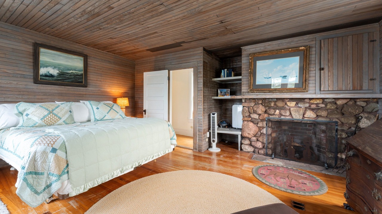 Photo of Bedroom in Blue Hill