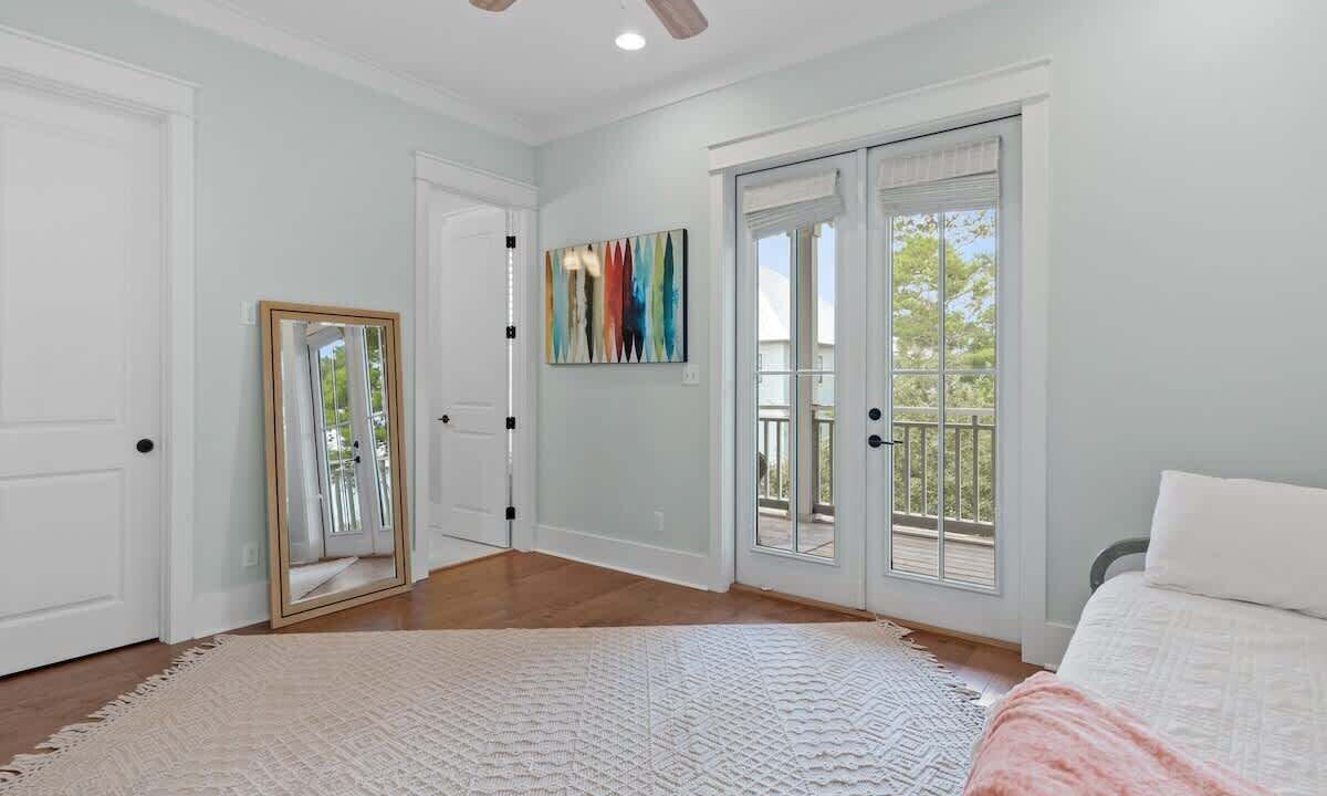 Photo of Bedroom in Lakeside at Blue Mountain Beach