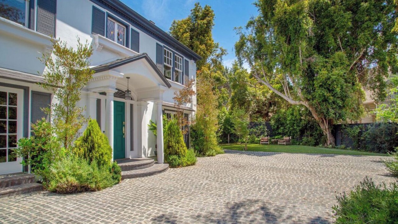 Photo of Outdoor in Windsor Square