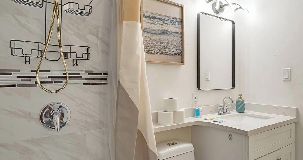 Photo of Bathroom in Azusa