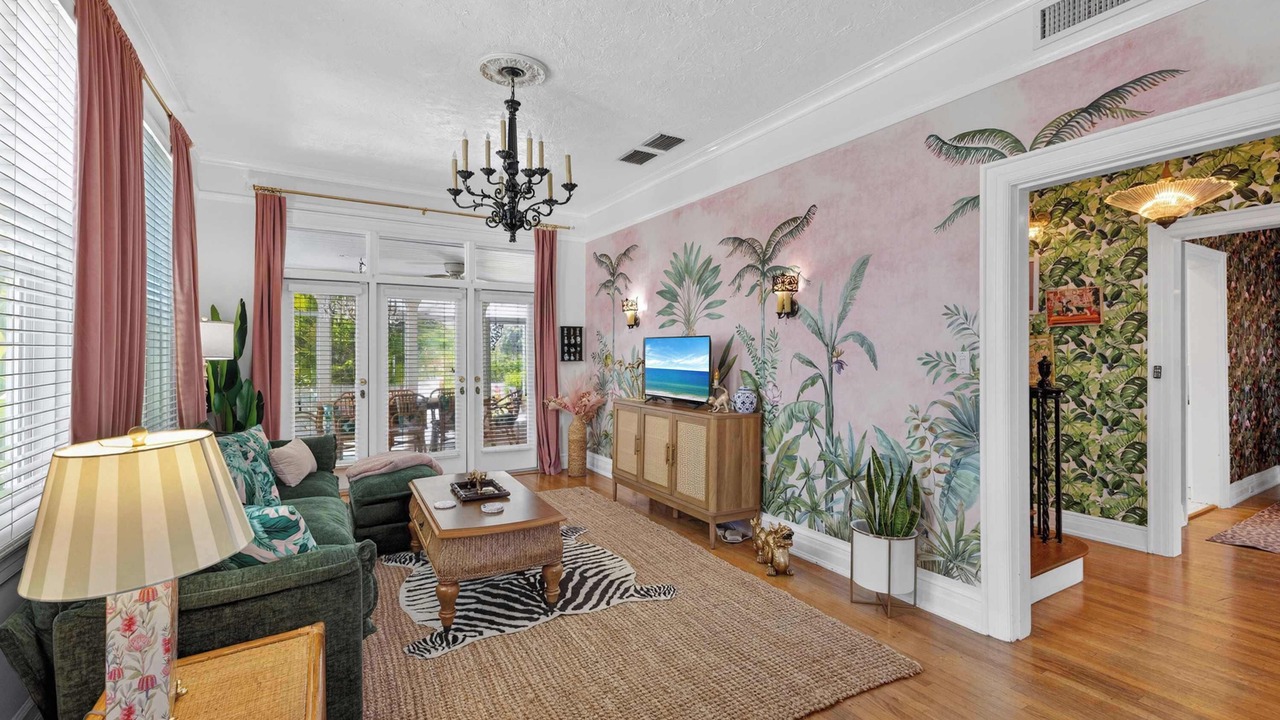 Photo of Livingroom in Whitfield