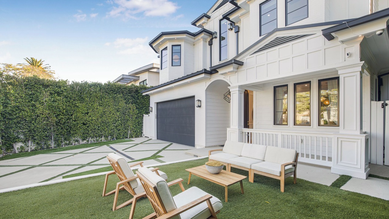 Photo of Patio Balcony in Melrose