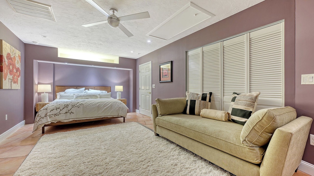 Photo of Bedroom in Arlington Park