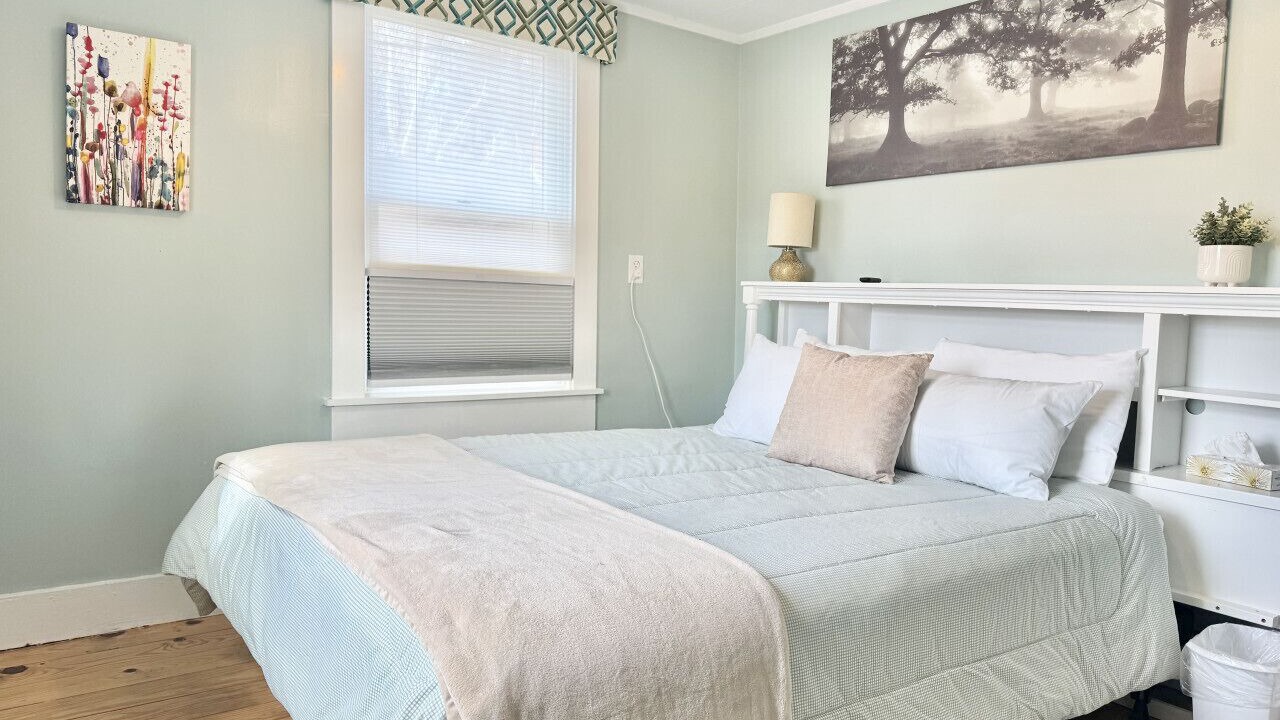 Photo of Bedroom in Hulls Cove