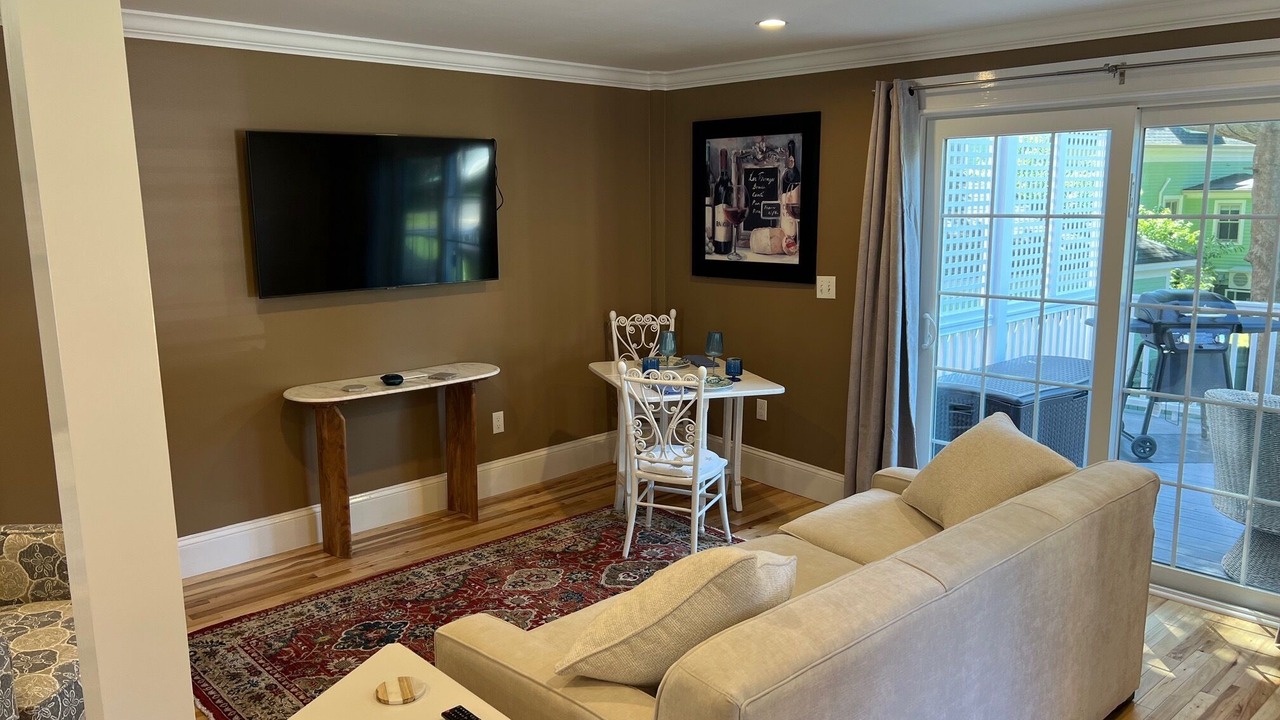 Photo of Livingroom in Rockland