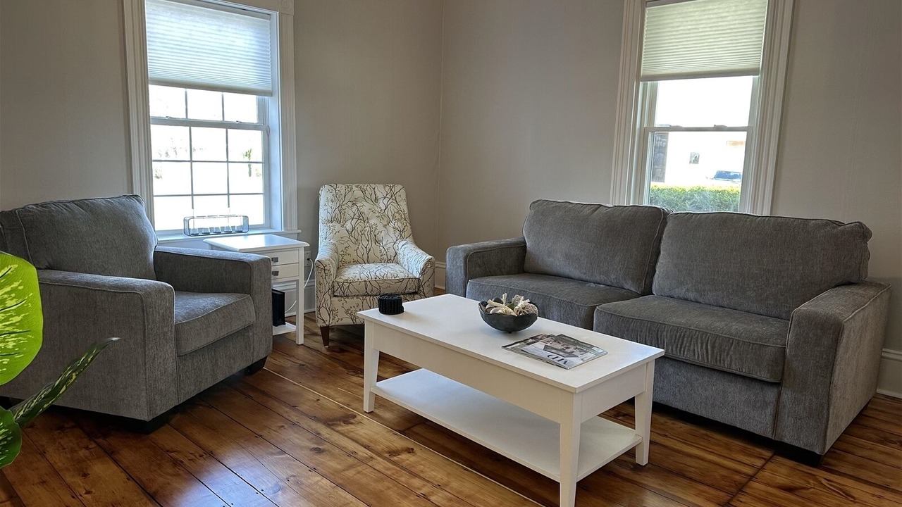 Photo of Livingroom in Rockland