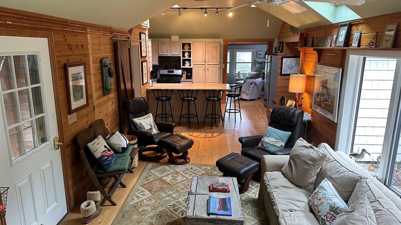 Photo of Livingroom in Lincolnville