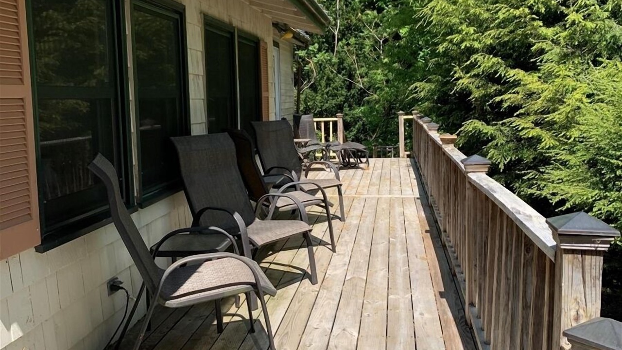 Photo of Patio Balcony in Lincolnville