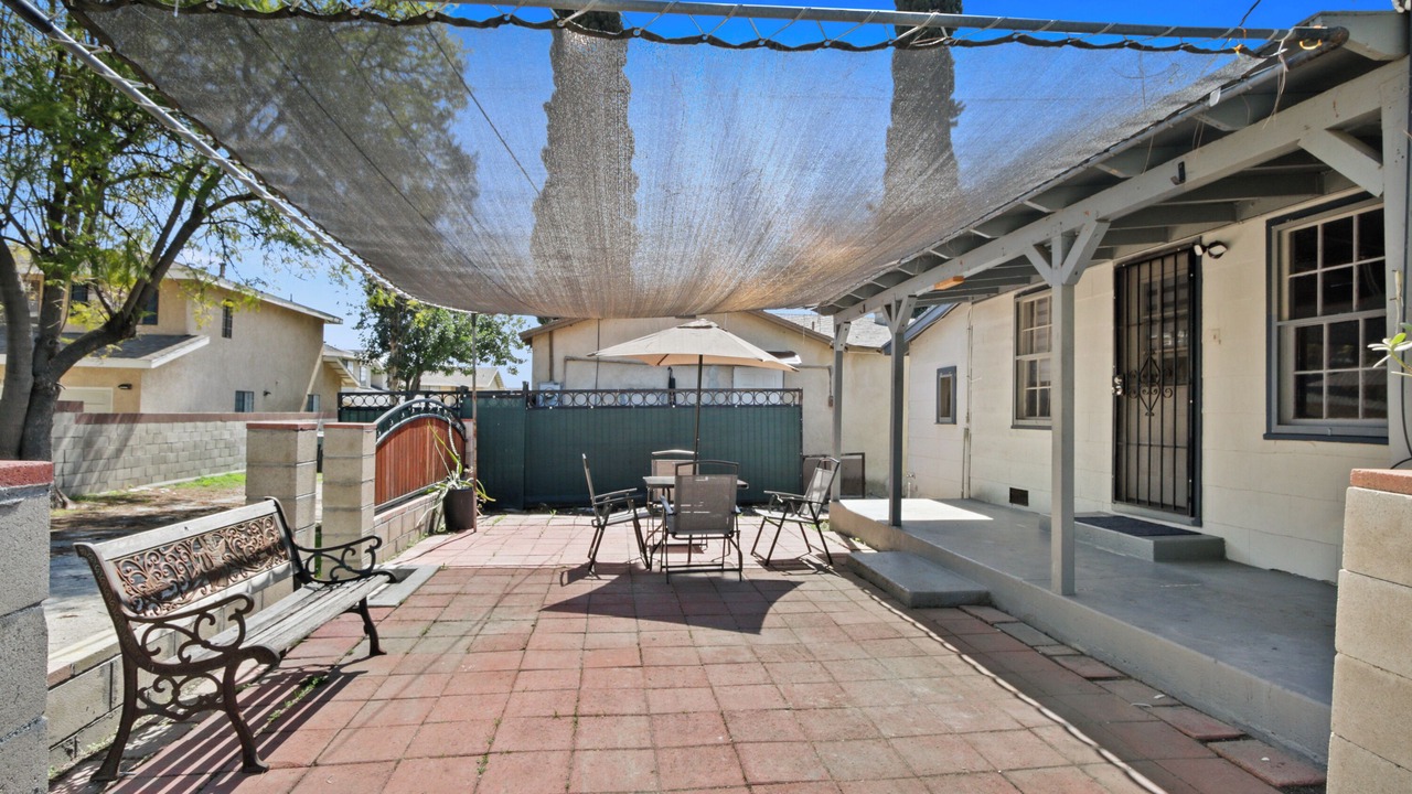 Photo of Patio Balcony in Ontario
