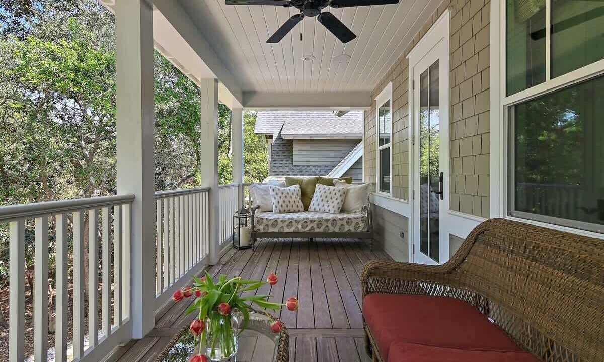 Photo of Patio Balcony in WaterSound West Beach
