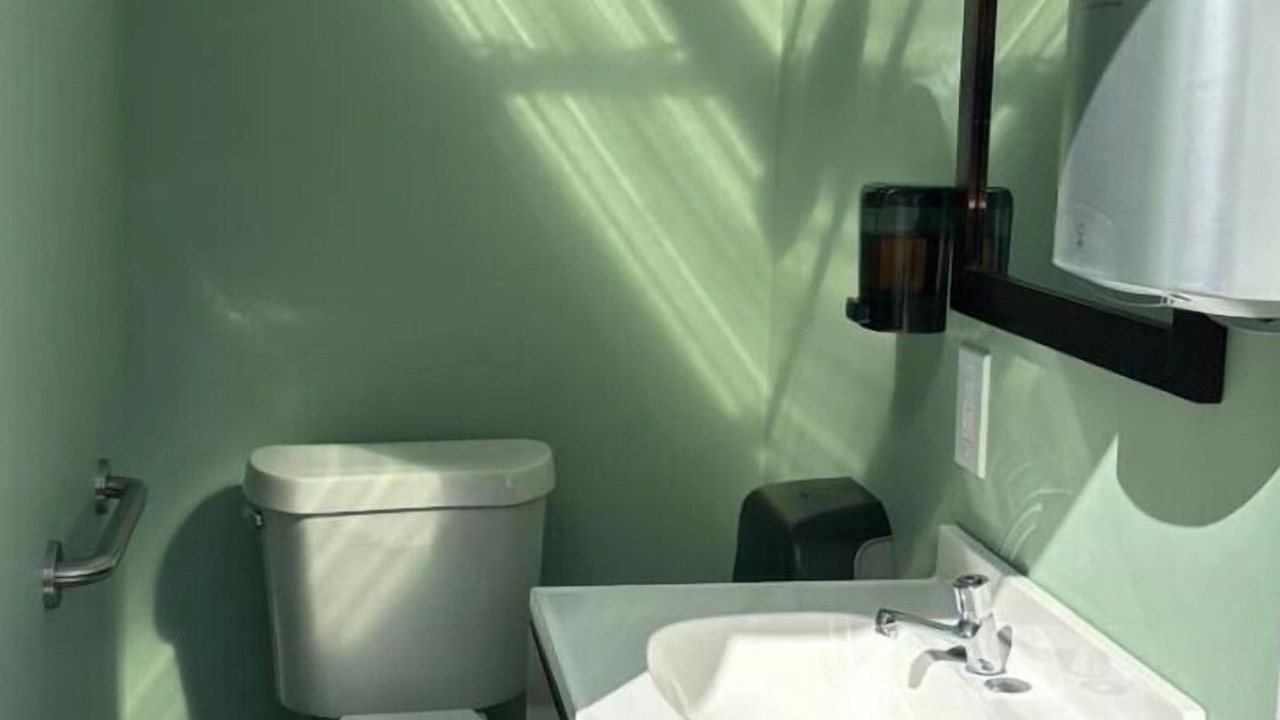 Photo of Bathroom in Park East