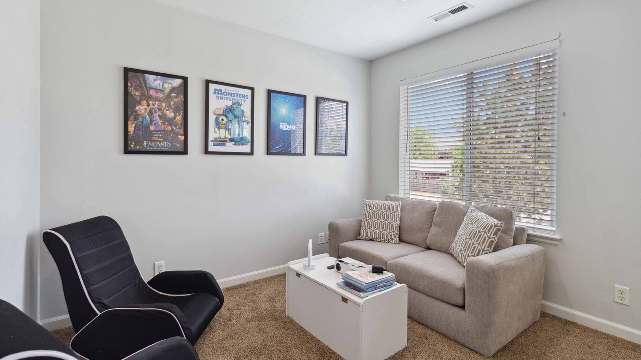 Photo of Livingroom in Northwest Boise City