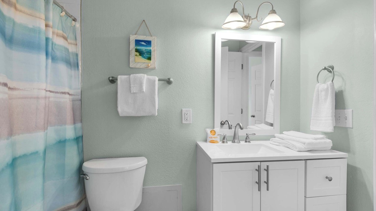Photo of Bathroom in Navarre Beach
