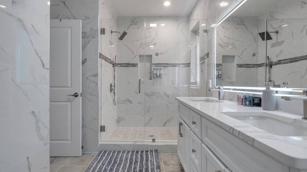 Photo of Bathroom in Treasure Beach Village