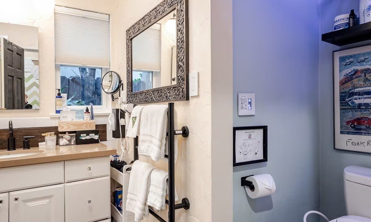 Photo of Bathroom in North Hollywood