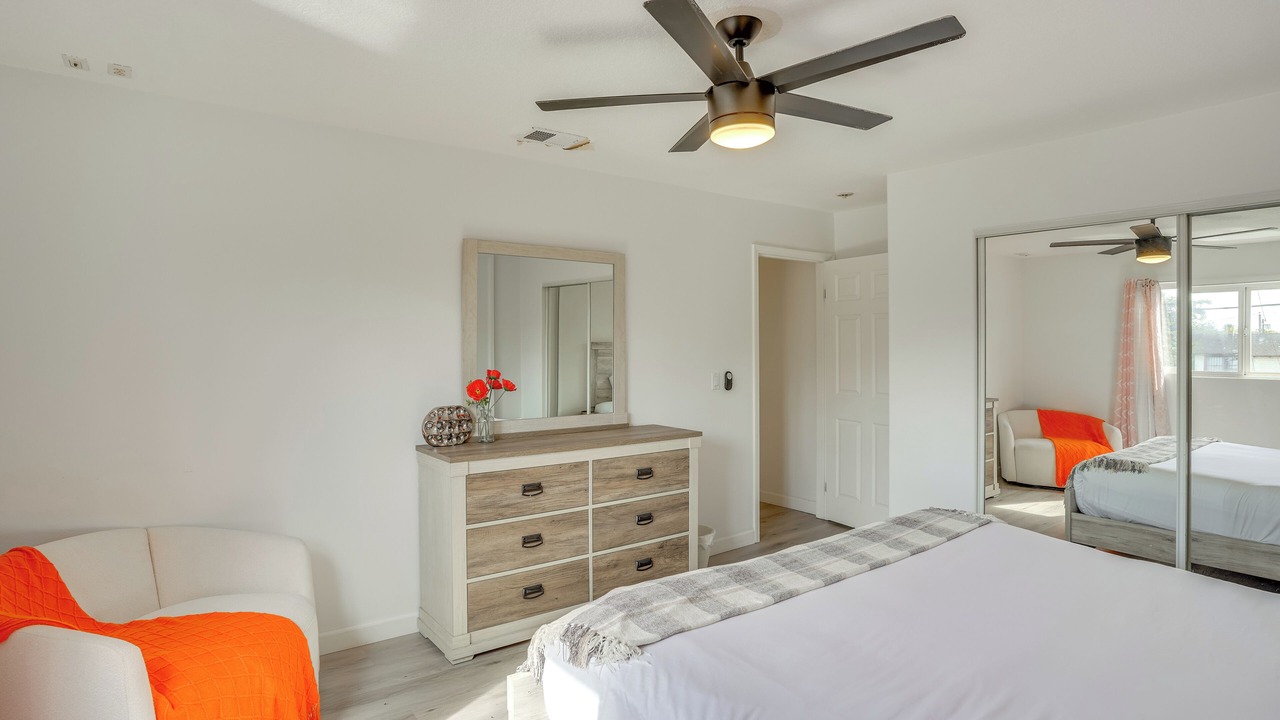 Photo of Bedroom in Santa Ana