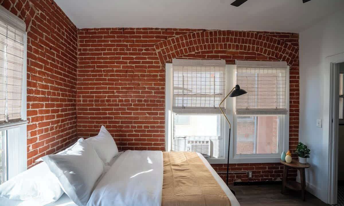 Photo of Bedroom in Hollywood