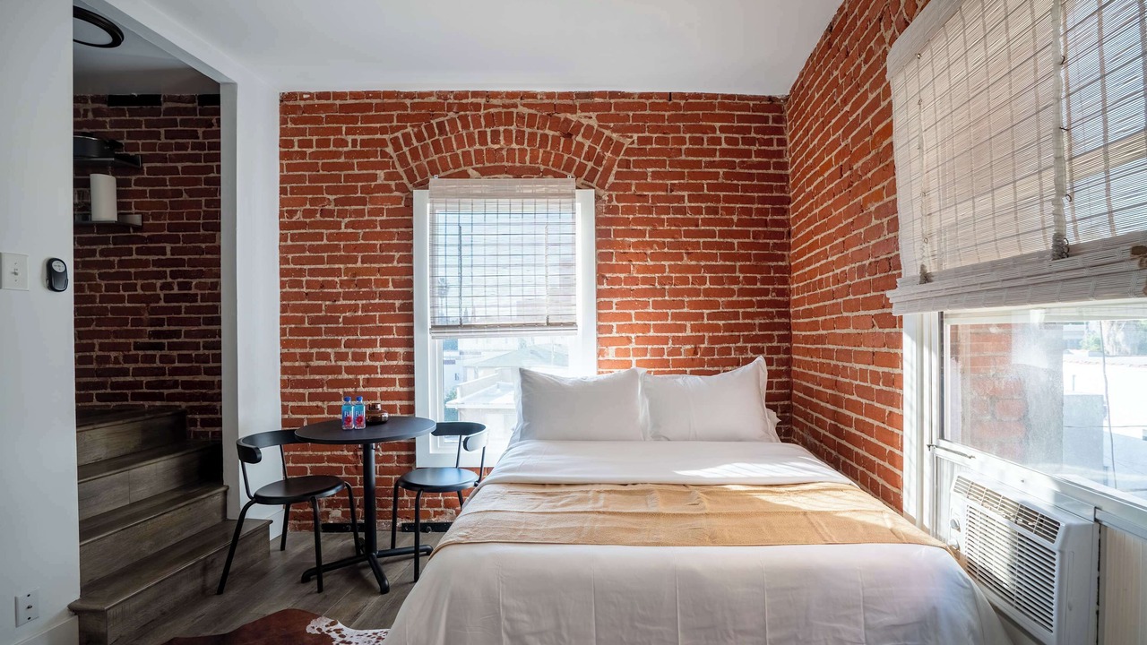 Photo of Bedroom in Hollywood