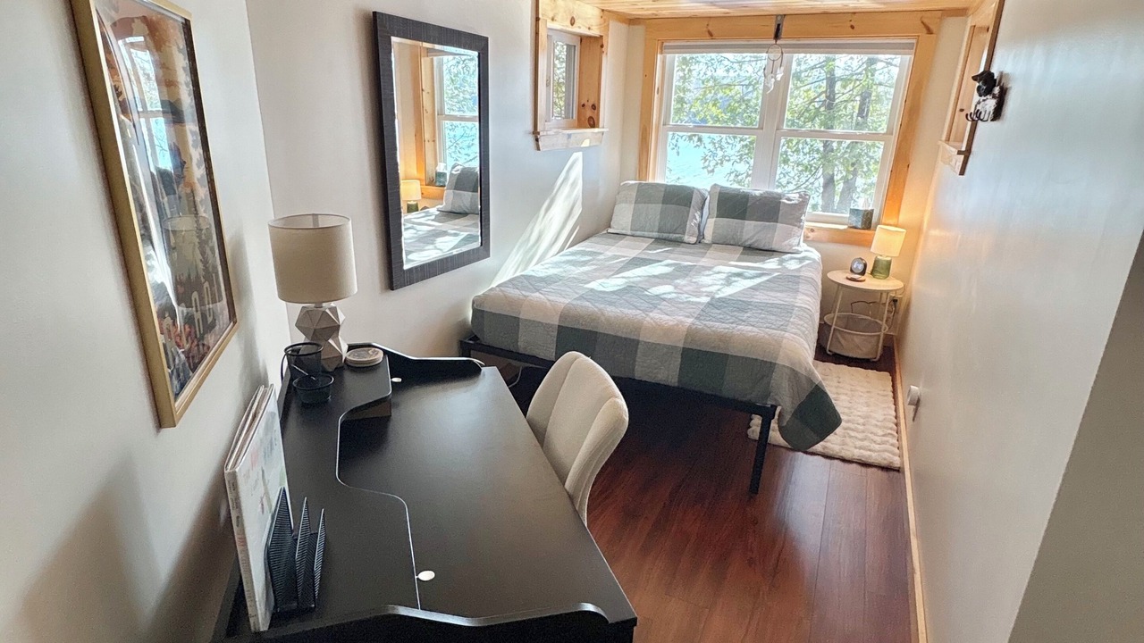Photo of Bedroom in Canaan
