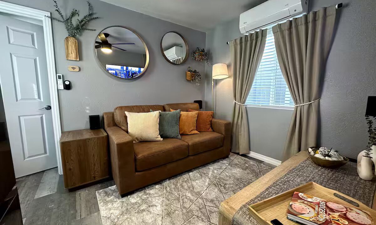 Photo of Livingroom in Lake Murray