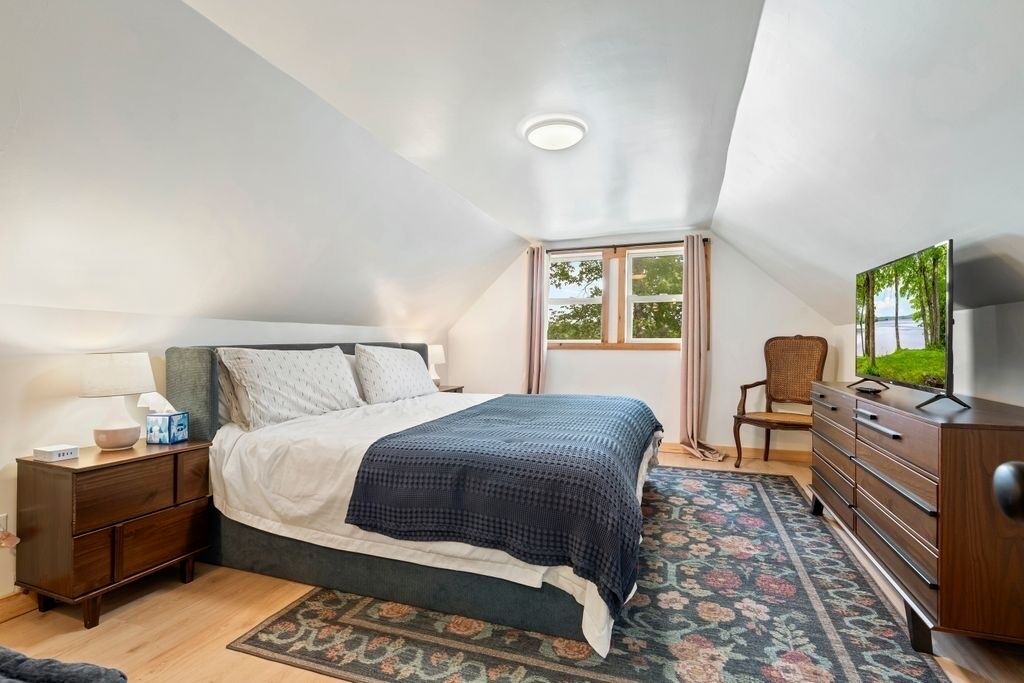 Photo of Bedroom in Canaan