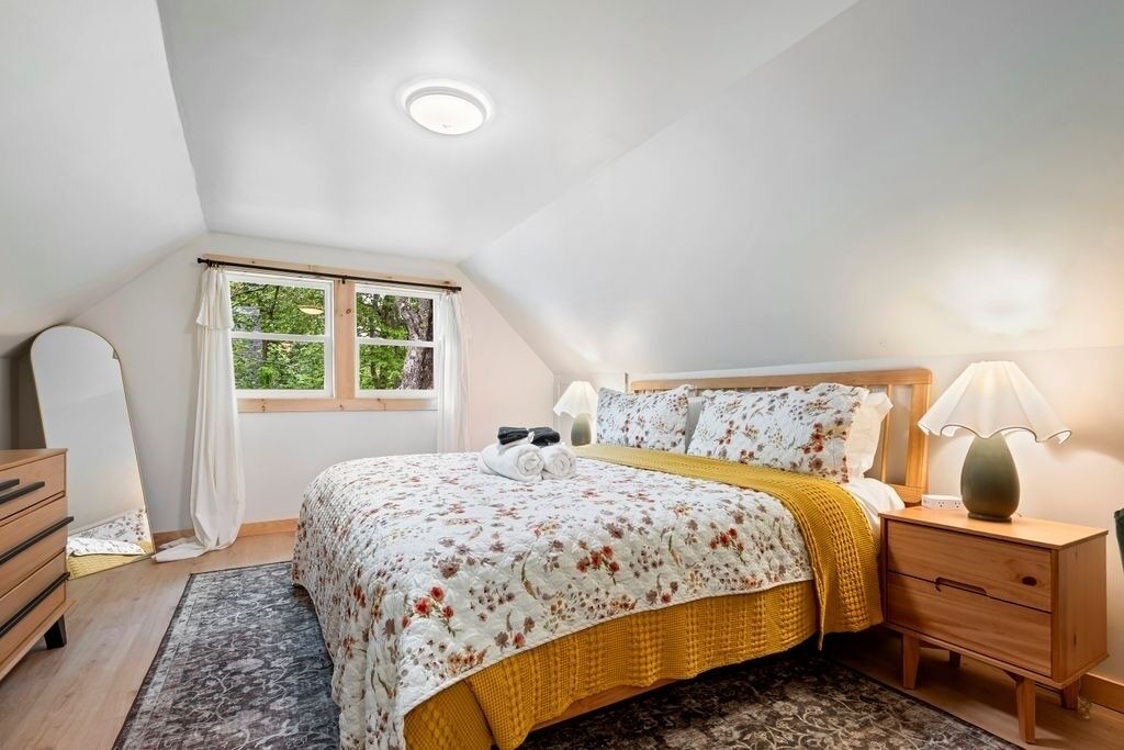 Photo of Bedroom in Canaan