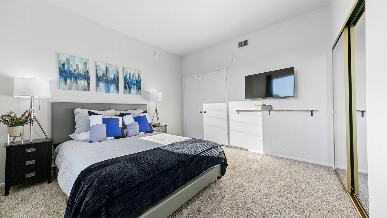 Photo of Bedroom in Beverly Grove