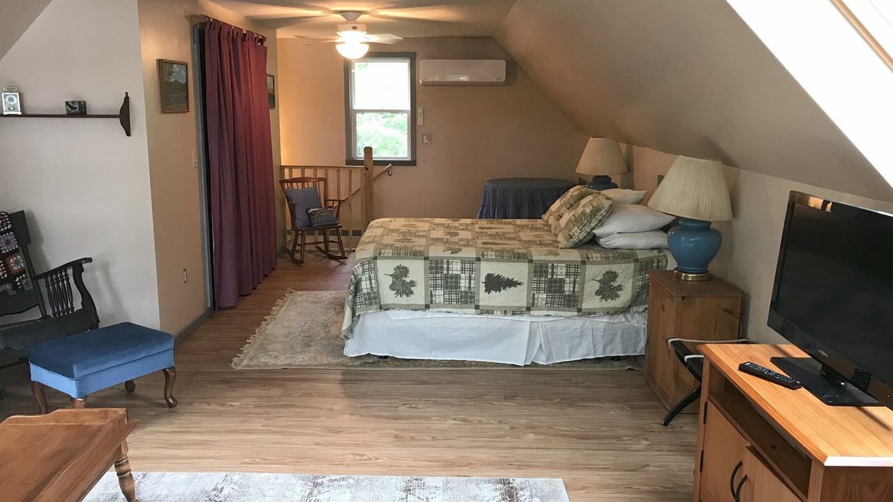 Photo of Bedroom in Ellsworth