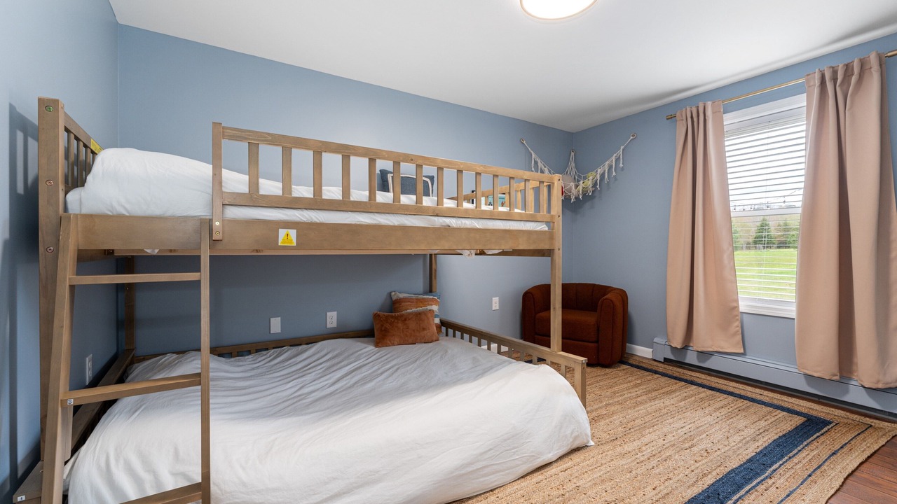 Photo of Bedroom in Lamoine