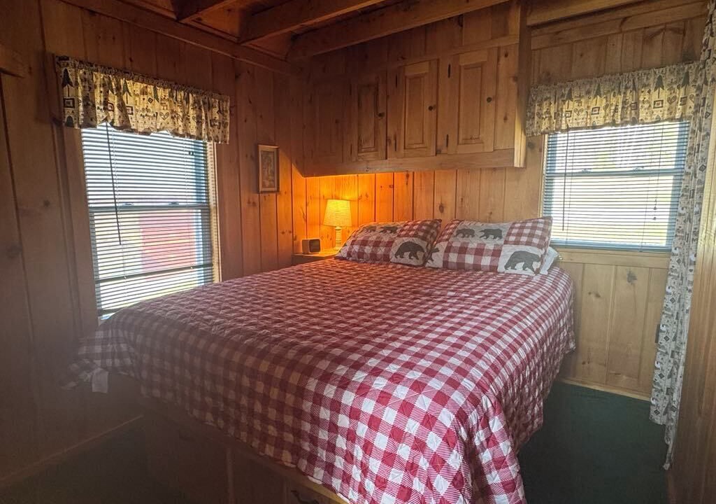 Photo of Bedroom in Rangeley