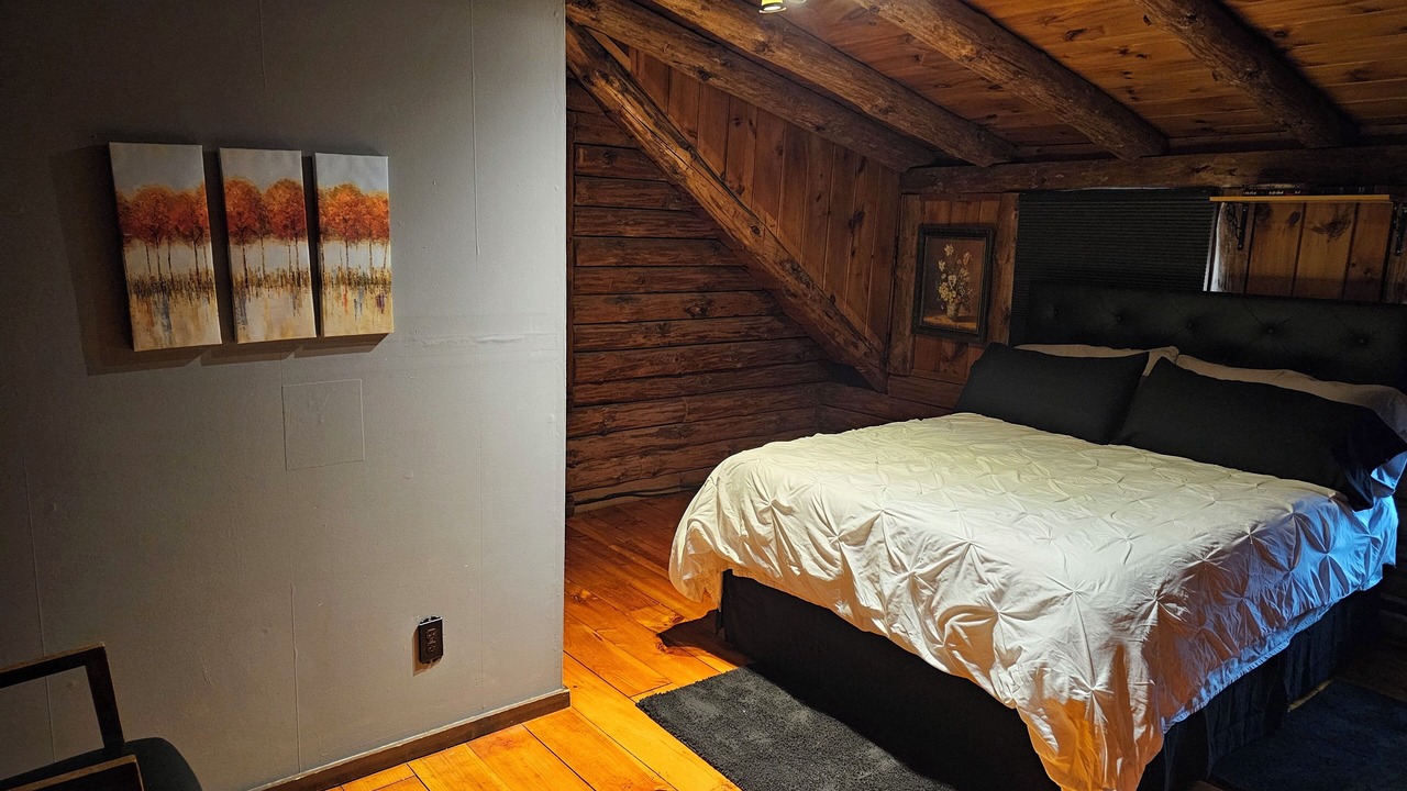 Photo of Bedroom in Cornville