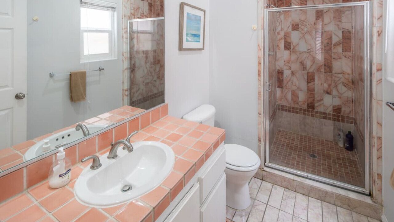 Photo of Bathroom in Marina Peninsula