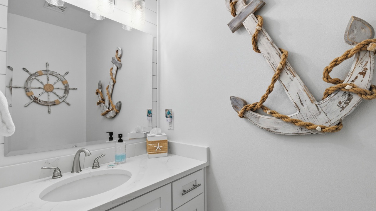 Photo of Bathroom in Gulf Place