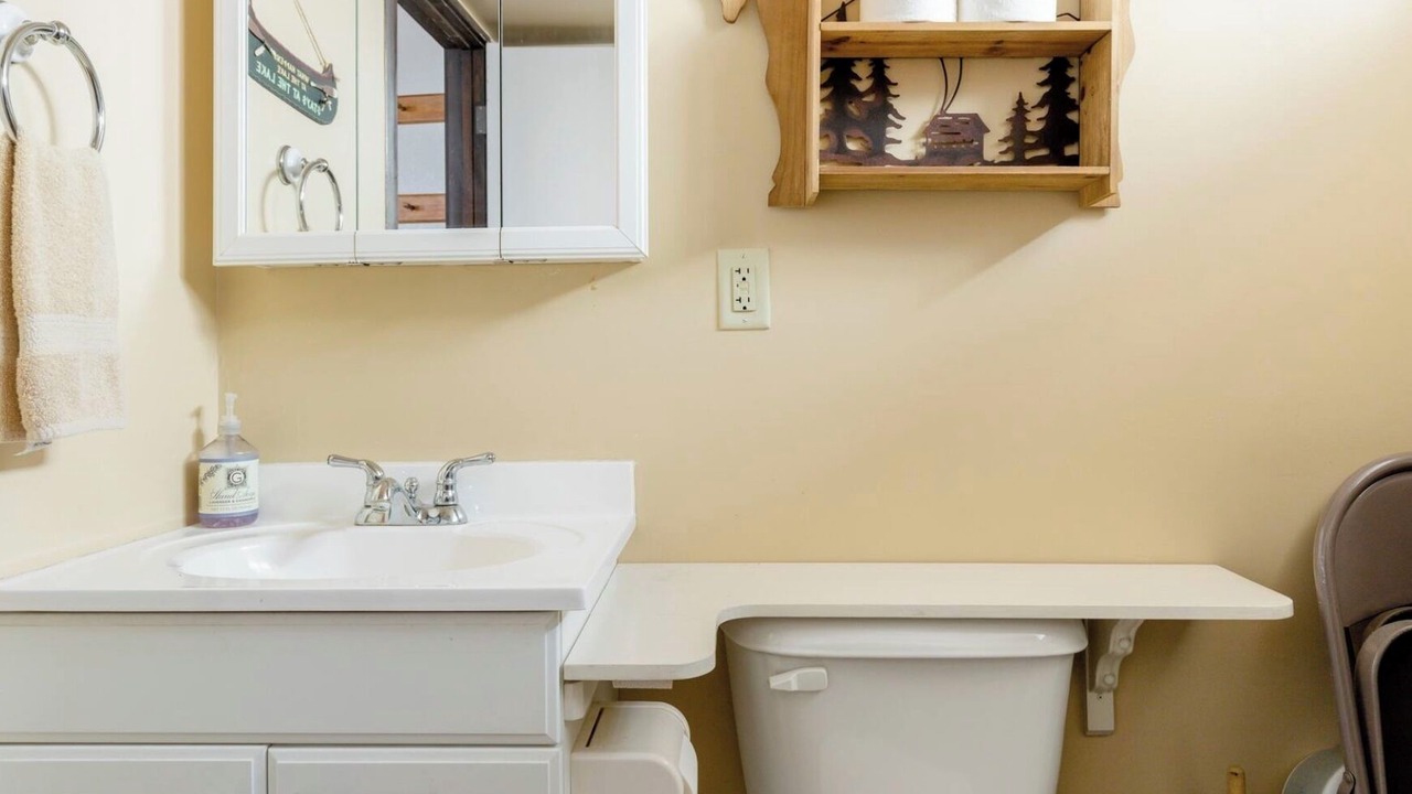 Photo of Bathroom in Big Bear Lake