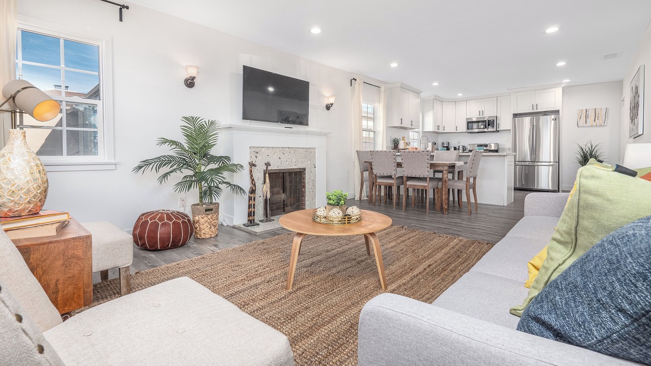 Photo of Livingroom in View Park-Windsor Hills