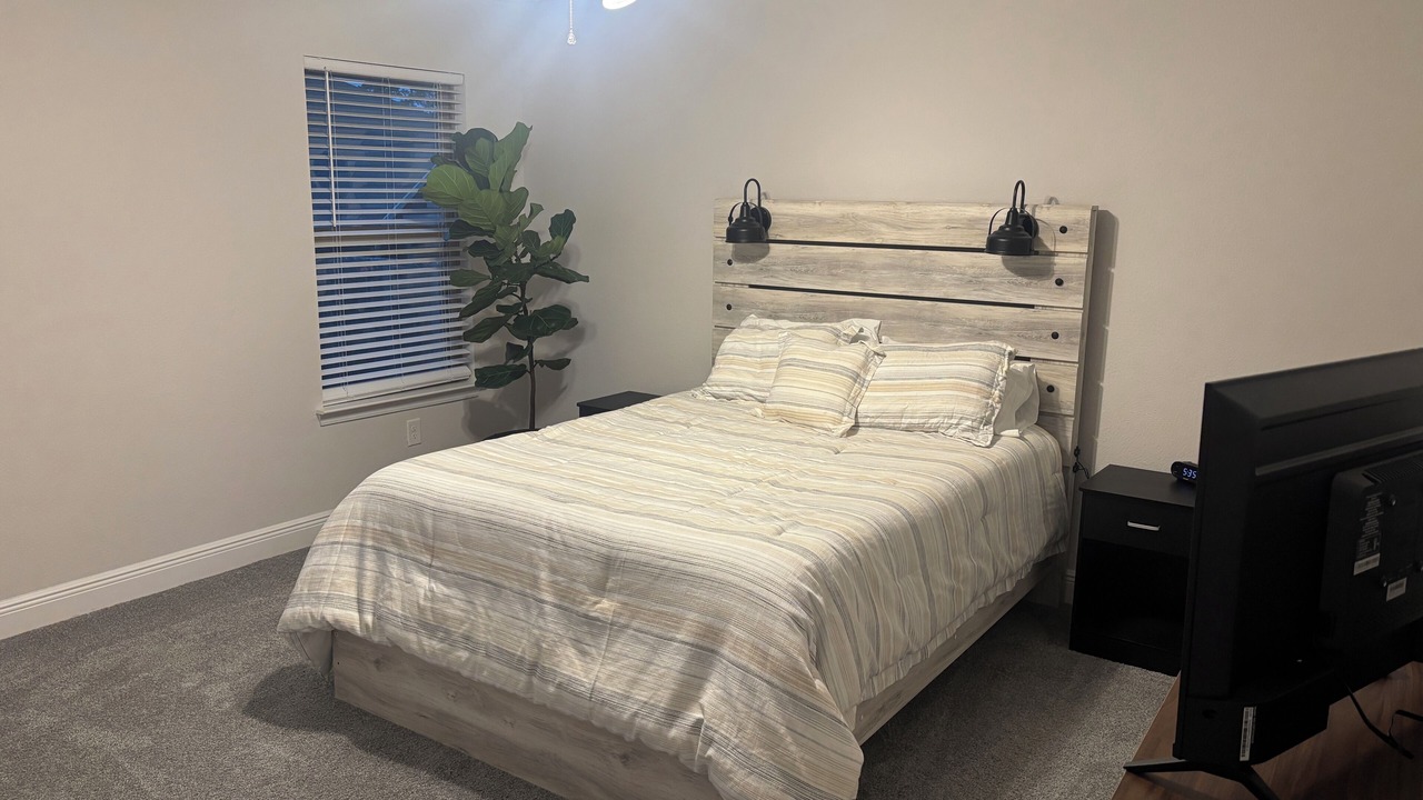Photo of Bedroom in Crestview